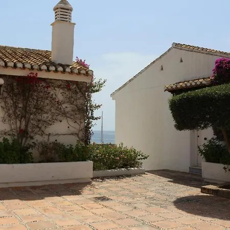 Coqueto Estudio En Puerto Deportivo De Marina Del