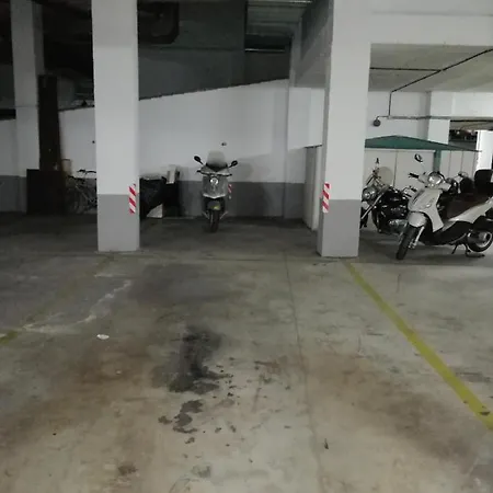 Apartamento Center Paseo Apartment: Renovated With Double Garage Almunecar
