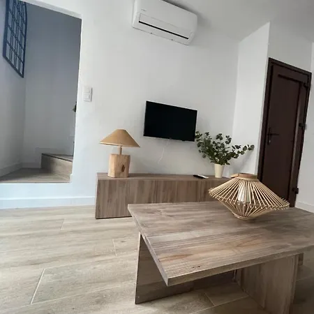 Carmela Apartment. Apartamento *