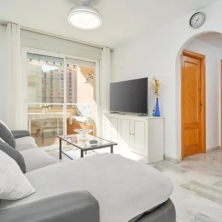 Lauramar Apartment *