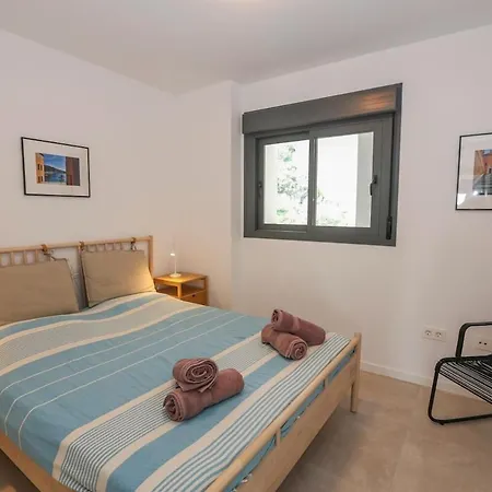 Icon Luxury Seaview Marina Apartment *