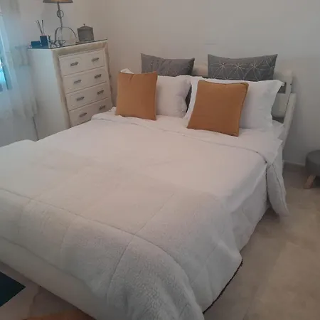 Villa Villa *