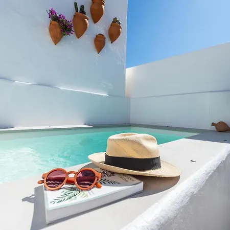 Holiday home La Perla Del Pueblo - 4-Bed Retreat - Pool & Sea Views Almunecar