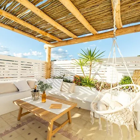 La Perla Del Pueblo - 4-Bed Retreat - Pool & Sea Views * Almunecar