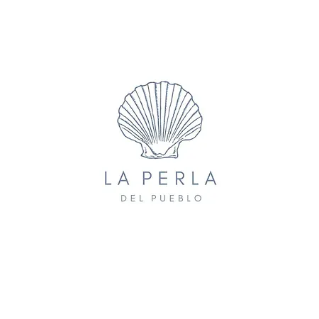 La Perla Del Pueblo - 4-Bed Retreat - Pool & Sea Views Almunecar