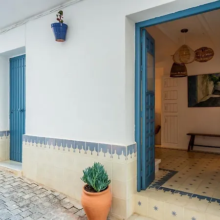 La Perla Del Pueblo - 4-Bed Retreat - Pool & Sea Views Holiday home Almunecar