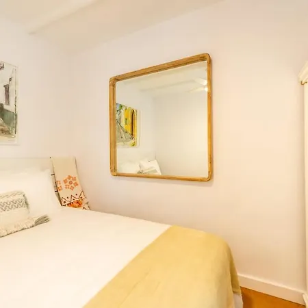 La Perla Del Pueblo - 4-Bed Retreat - Pool & Sea Views Holiday home Almunecar