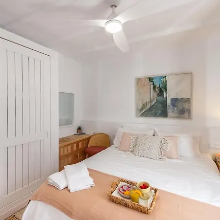 Holiday home La Perla Del Pueblo - 4-Bed Retreat - Pool & Sea Views *