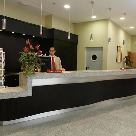 Bahia Khách sạn 4*