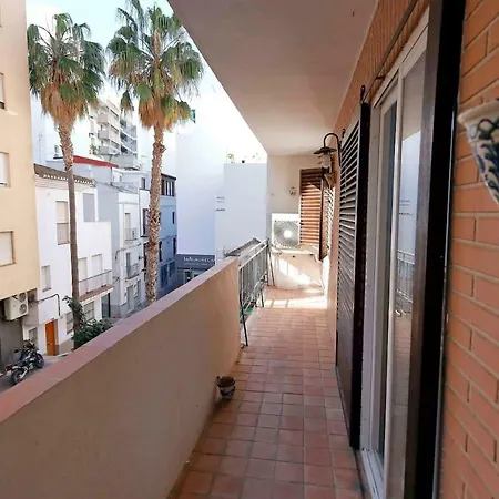 Center Paseo Apartment: Renovated With Double Garage Apartamento *