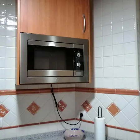 Center Paseo Apartment: Renovated With Double Garage Apartamento