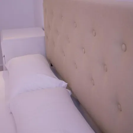 Apartment White Great Location